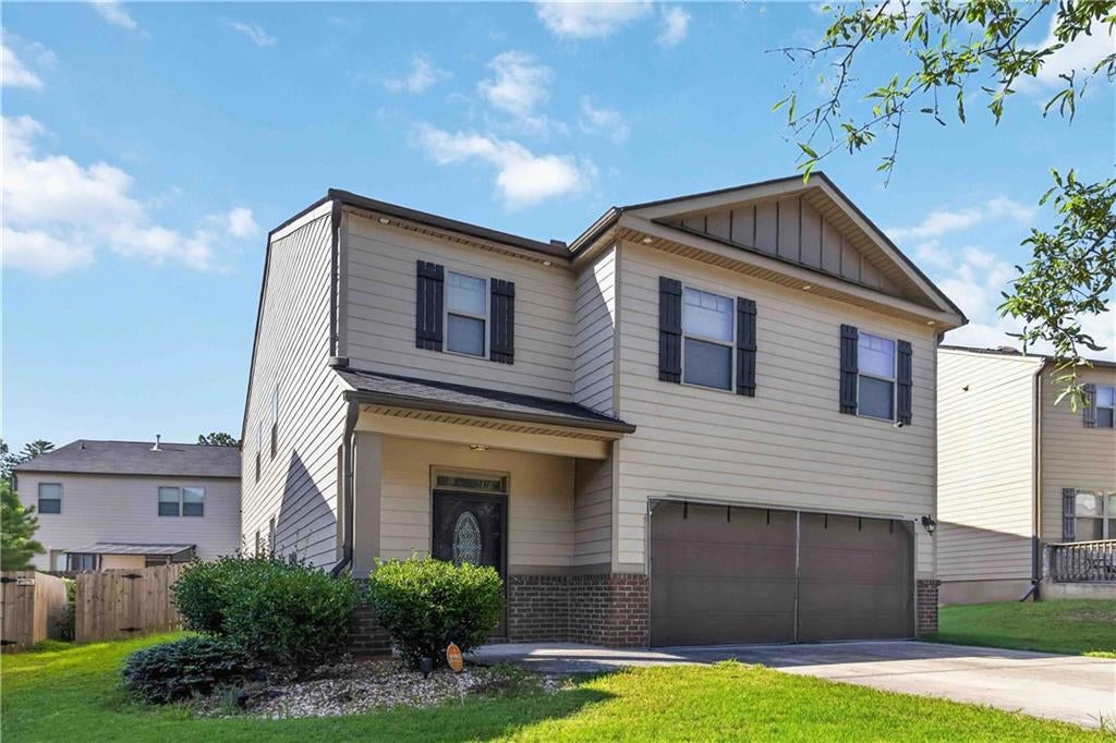 3744 Hampshire Walk