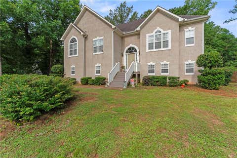 Homes For Sale - 255 Rock Hill Drive<br/> Fayetteville, GA 30215