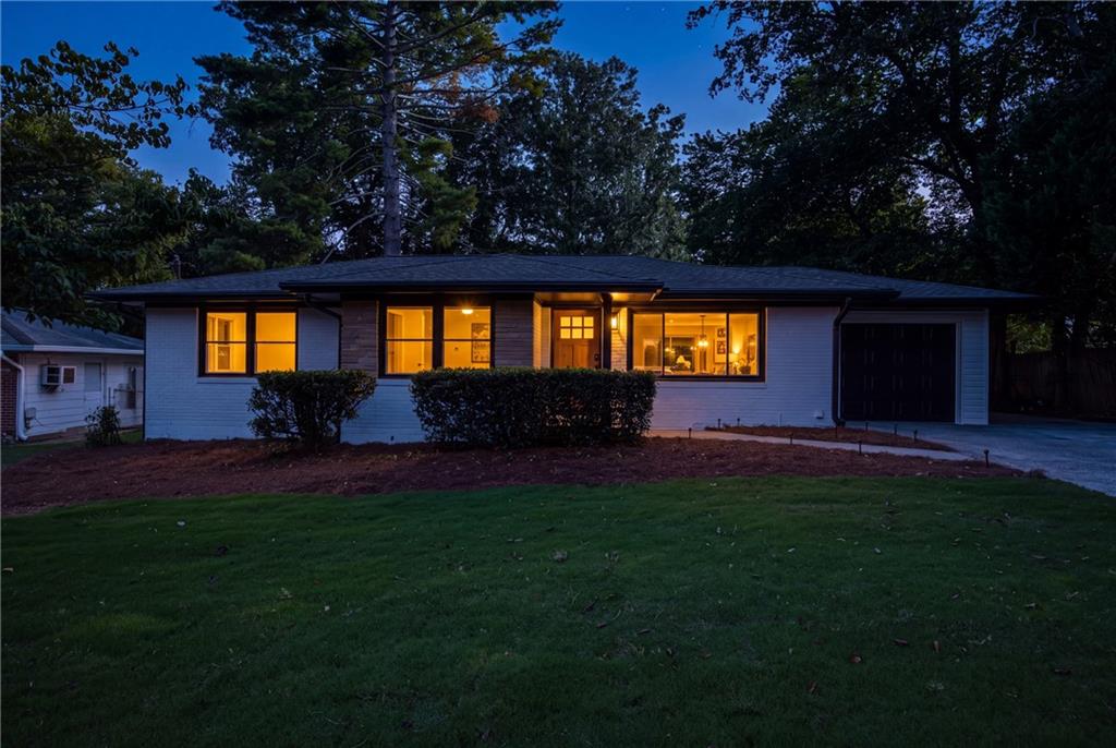 2904 Belaire Circle