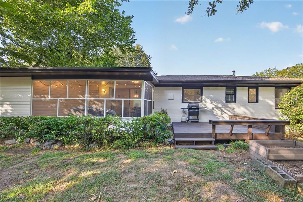 2904 Belaire Circle