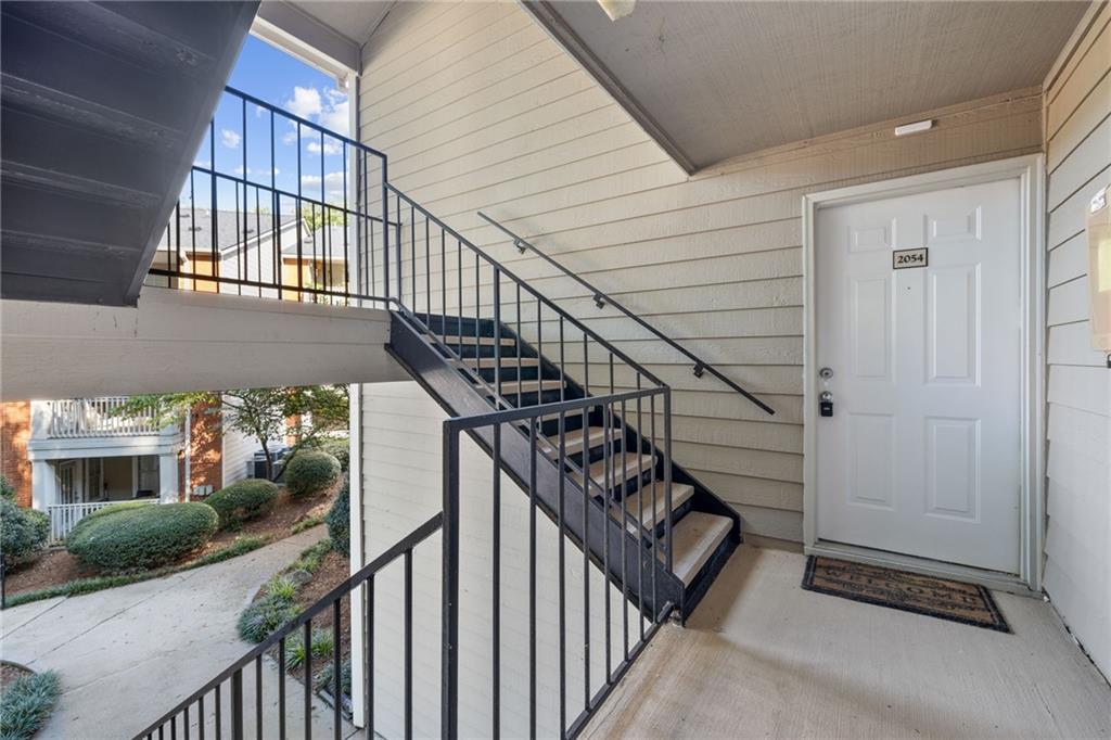 2054 Chastain Park Court NE