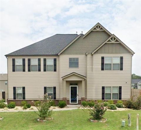 Homes For Sale - 55 Silver Willow Court<br/> Covington, GA 30016