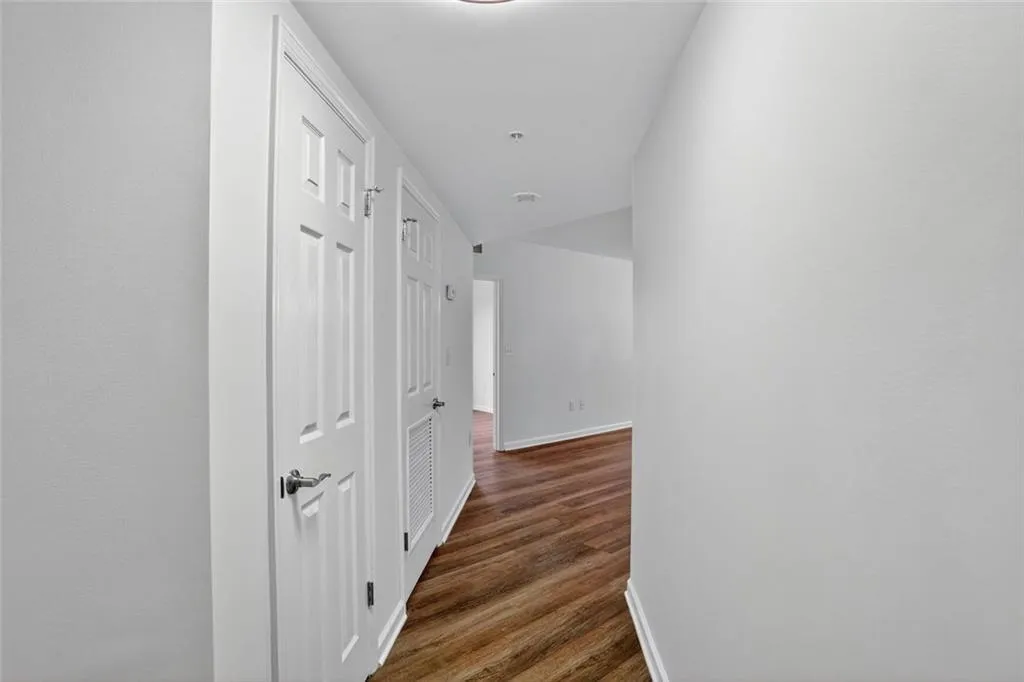 Atlanta, Georgia 30309, United States, 2 Bedrooms Bedrooms, ,2 BathroomsBathrooms,Residential,Active,224892