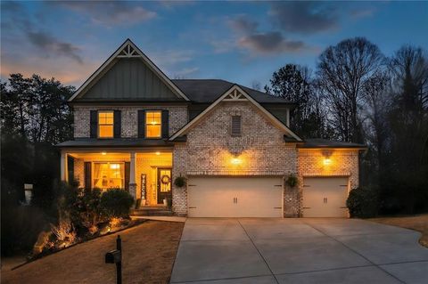 Homes For Sale - 206 White Cloud Run<br/> Canton, GA 30114