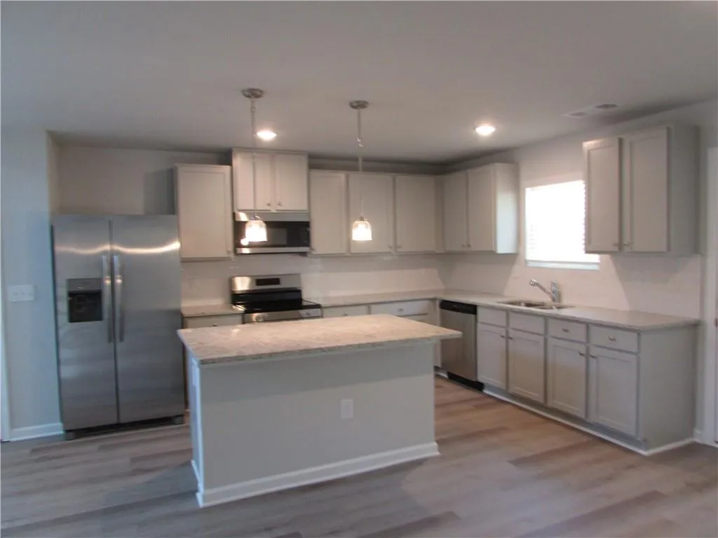 Dallas, Georgia 30157, United States, 4 Bedrooms Bedrooms, ,3 BathroomsBathrooms,Residential,Active,112035