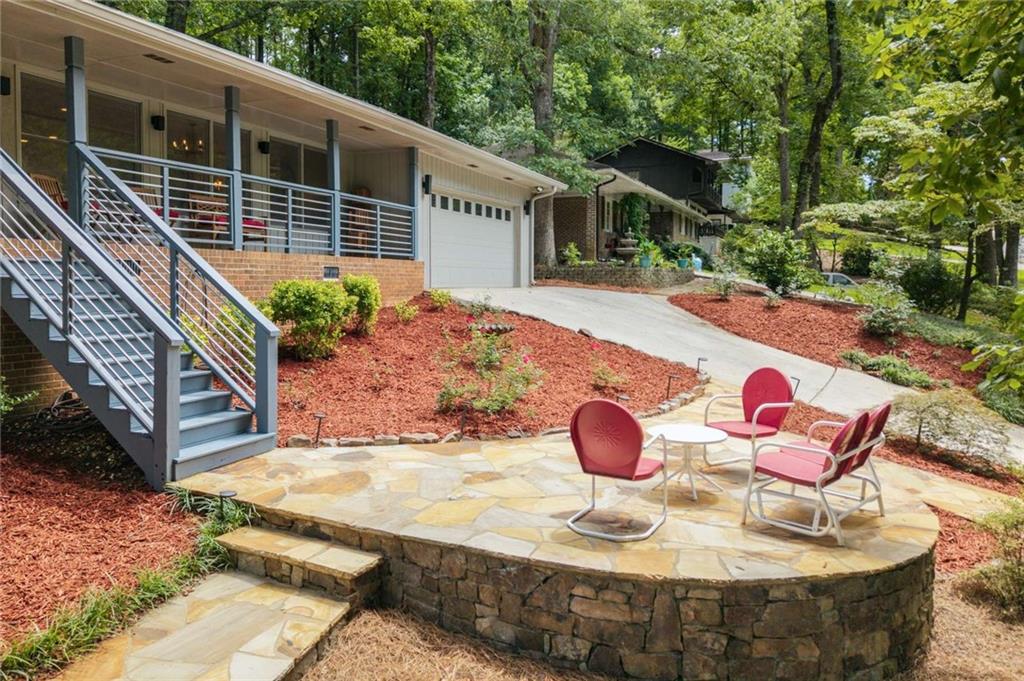 2501 Midvale Court