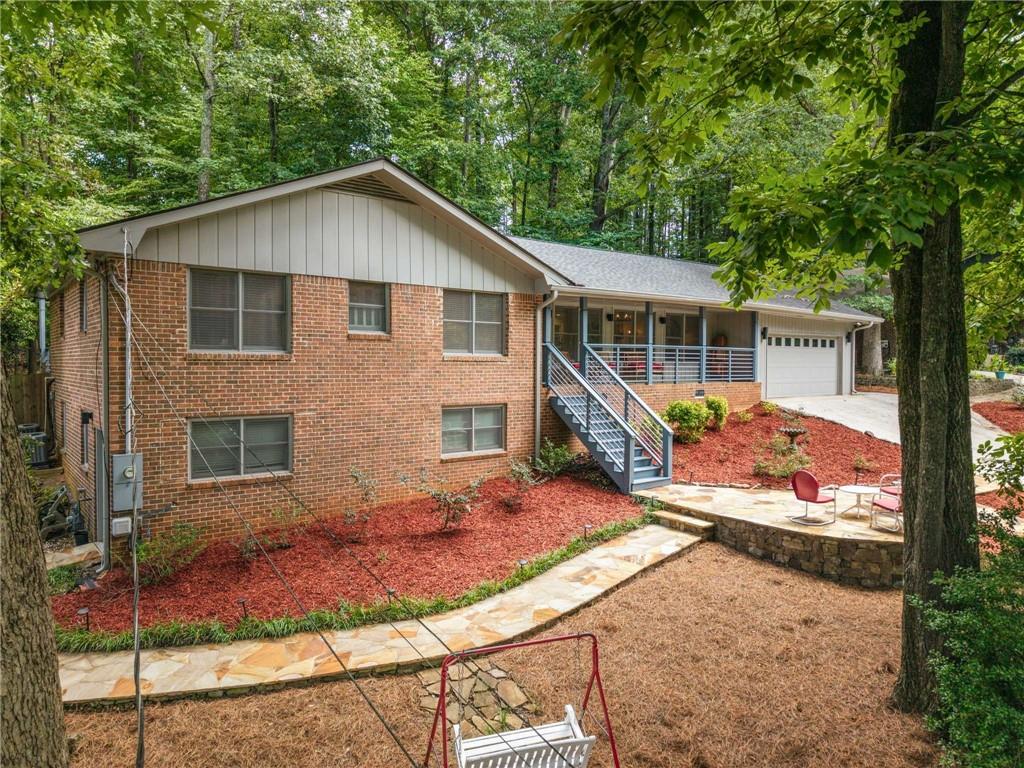 2501 Midvale Court