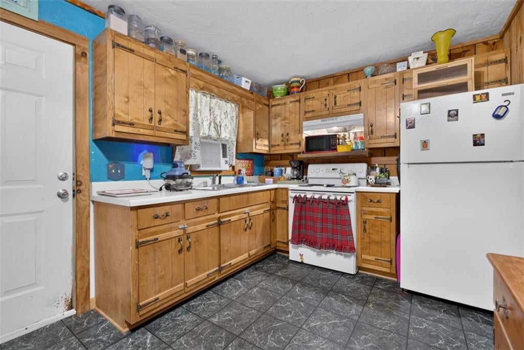 61 Rogers Cove Lane