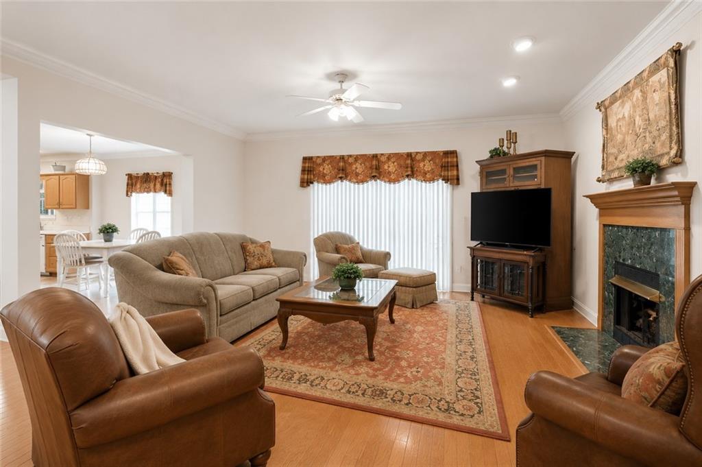 3 Belmont Court SE
