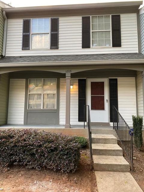 Photo of 1806 Queen Anne Court, Sandy Springs, GA 30350 (MLS # 7634989)