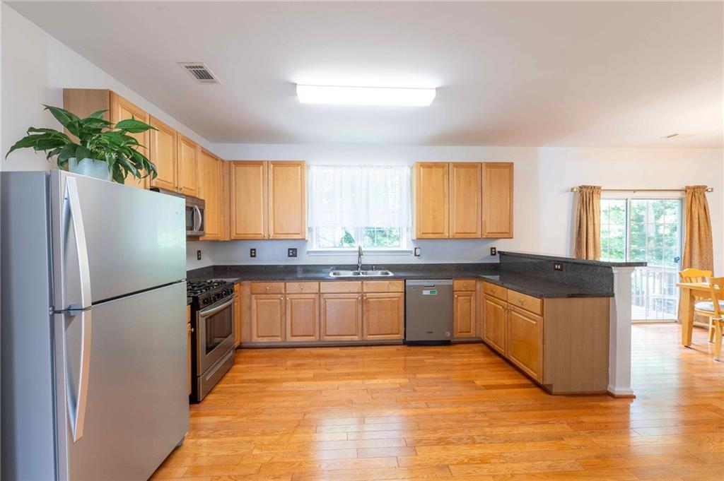 3103 Redwood Grove Park
