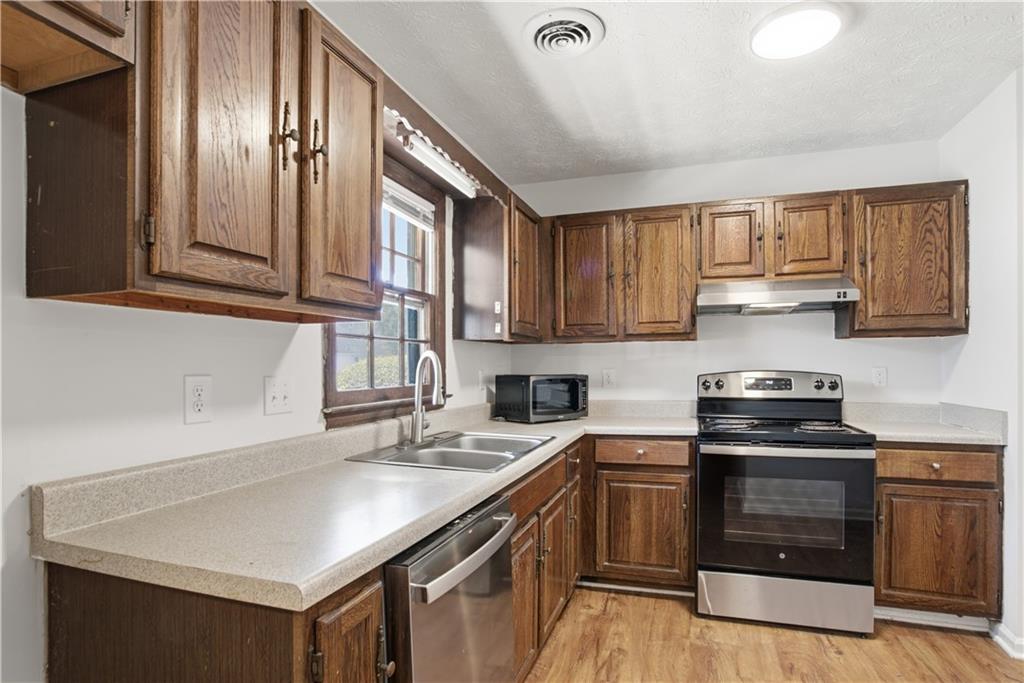 1905 S Milledge Avenue 5