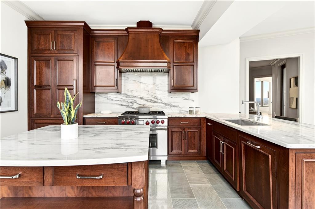 3376 Peachtree Road NE 41A