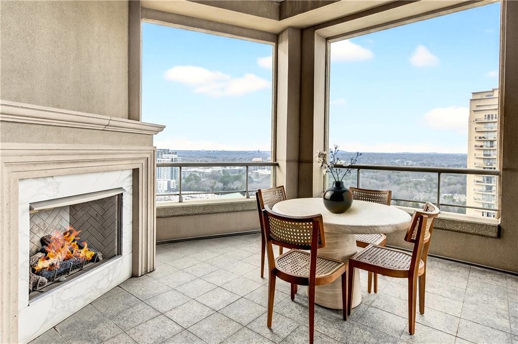 3376 Peachtree Road NE 41A