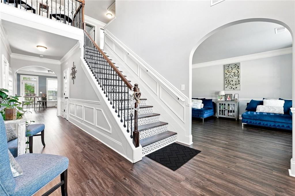 612 Baffling Lane