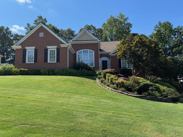 Beautiful Ranch in the North Gwinnett District – A Rare Find!
This exceptional home boasts a fully finished basement with a wet bar, billiard area, TV lounge, bedroom with full bath, storage, office space, and plenty of additional room for your needs.
On the main level, enjoy vaulted ceilings, a spacious dining room, formal living room, and a keeping room off the kitchen. The kitchen flows into a breakfast area, sunroom, and an oversized primary suite—updated by the previous owners—with abundant closet space. Two additional bedrooms, a full bath, and a laundry room complete the main floor.
The three-car garage includes two bays on the main level and one on the basement level, along with a workshop area. The backyard is generously sized and ready for your personal touch!
