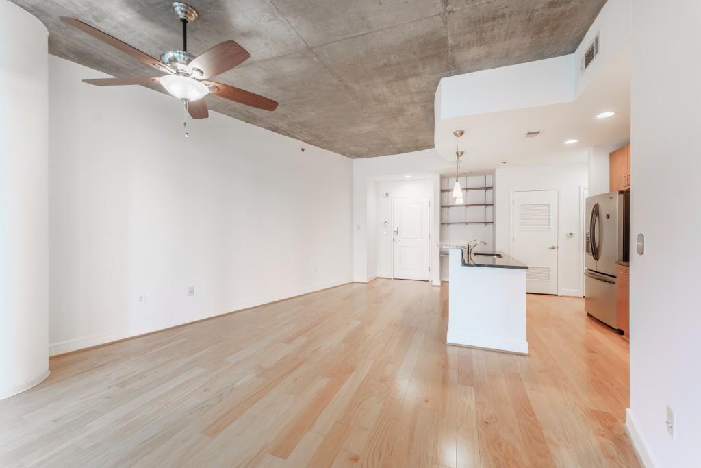 44 Peachtree Place NW 730