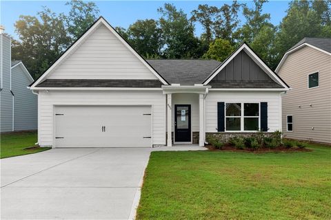 Homes For Sale - 495 Charleston Place<br/> Villa Rica, GA 30180