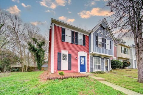 Townhouse For Sale - 448 Prince Of Wales<br/> Stone Mountain, GA 30083
