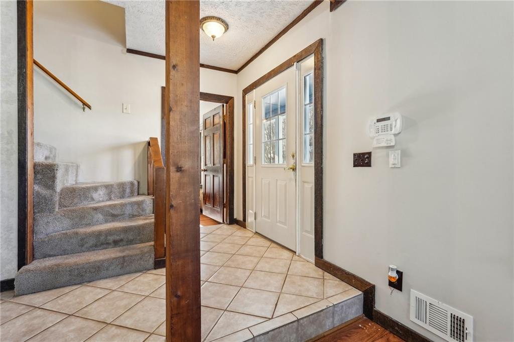 130 Thornton Drive, Fayetteville, Georgia image 7