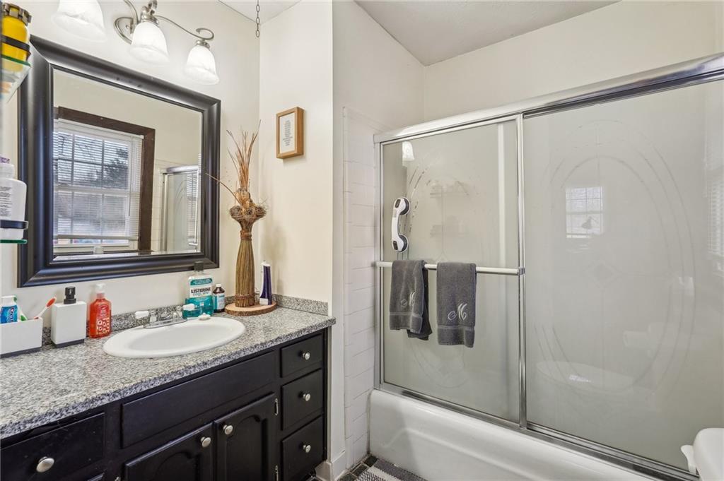 130 Thornton Drive, Fayetteville, Georgia image 33