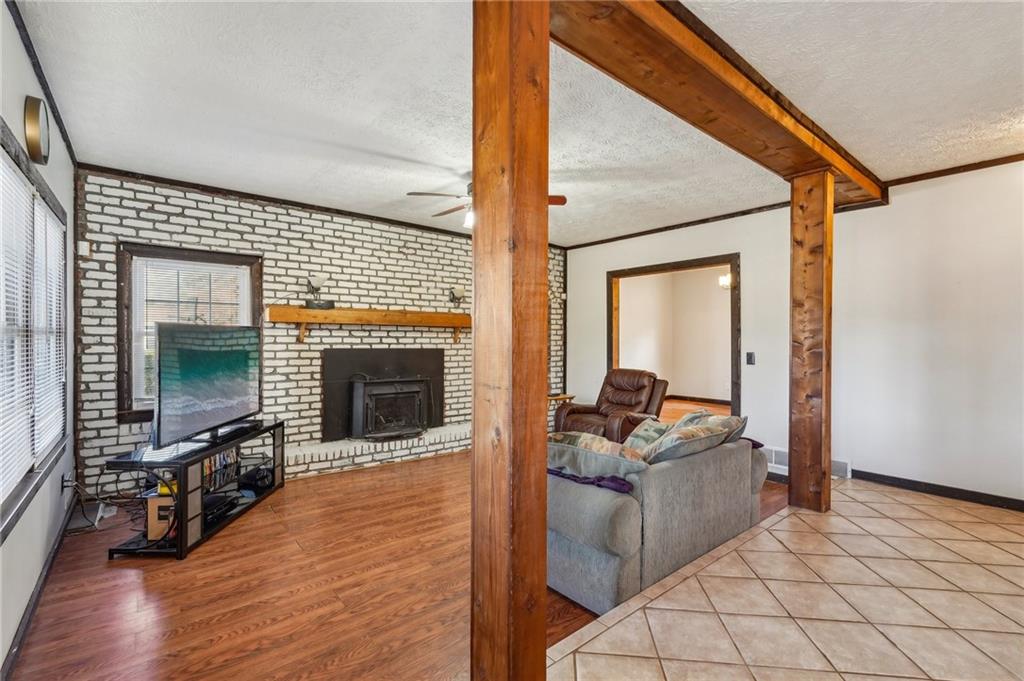 130 Thornton Drive, Fayetteville, Georgia image 6