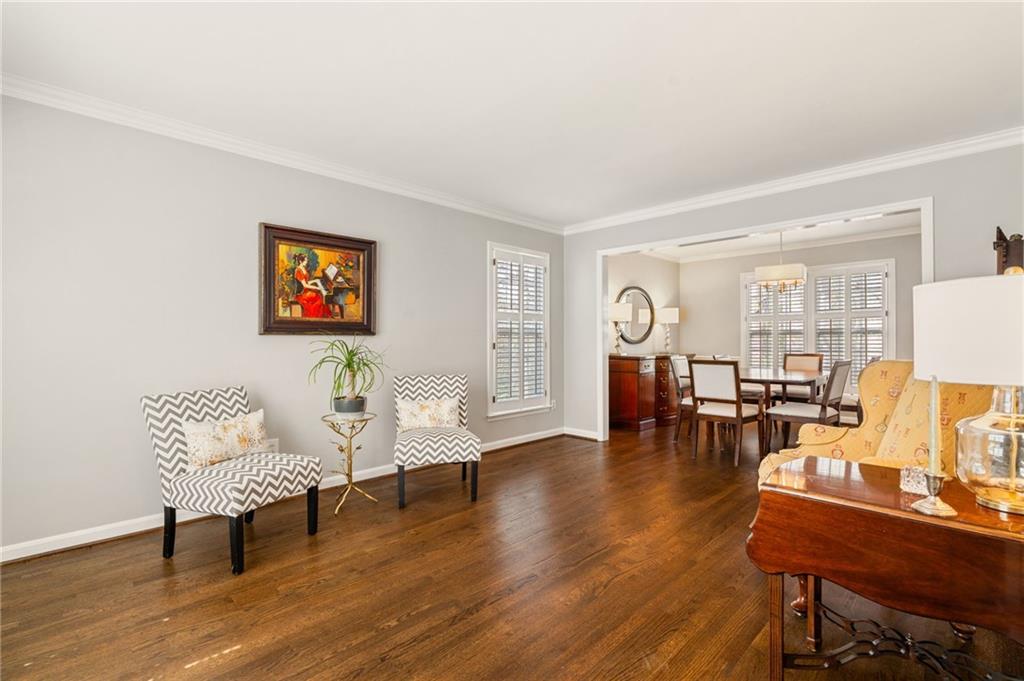 2492 Sherbrooke Drive NE