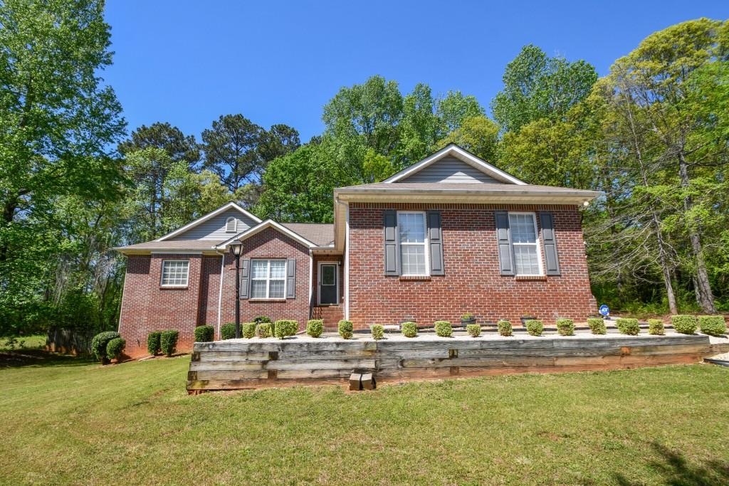 210 Mels Way, Stockbridge, Georgia image 2