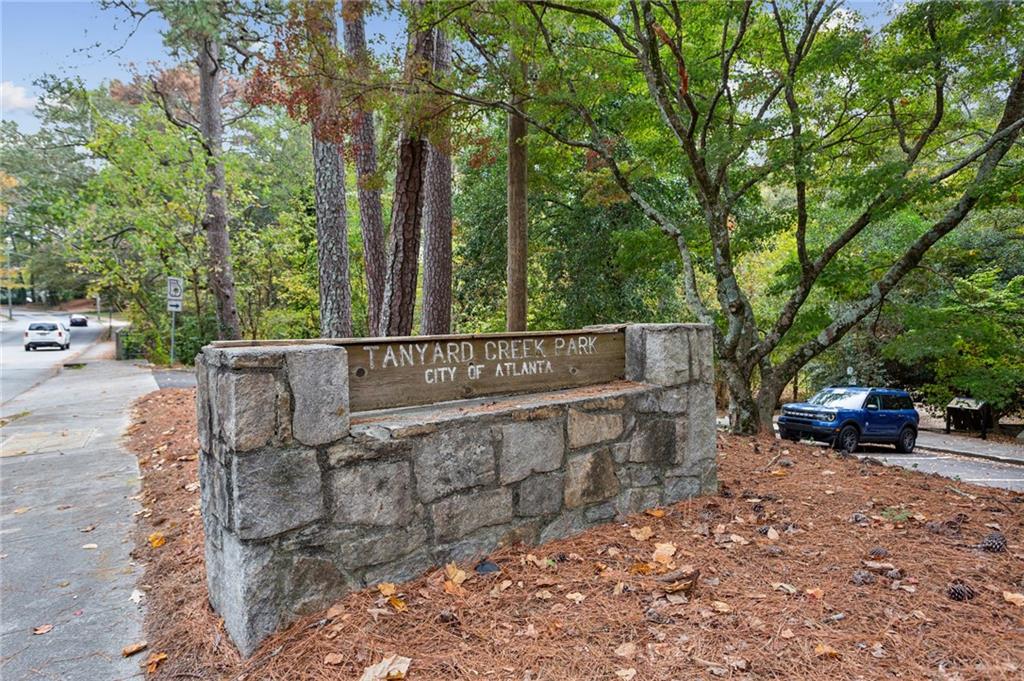 Collier Hills - Residential