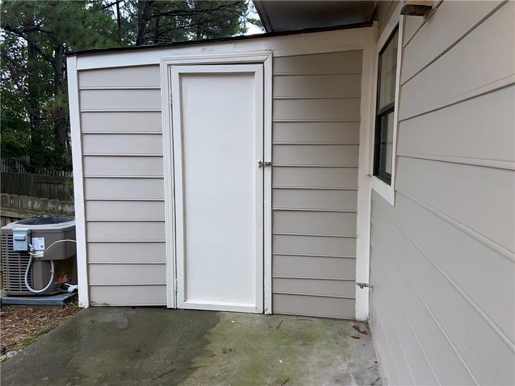 300 Flagstone Way, Austell, Georgia image 12