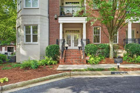Condo For Sale - 3635 E Paces Circle #1120<br/> Atlanta, GA 30326