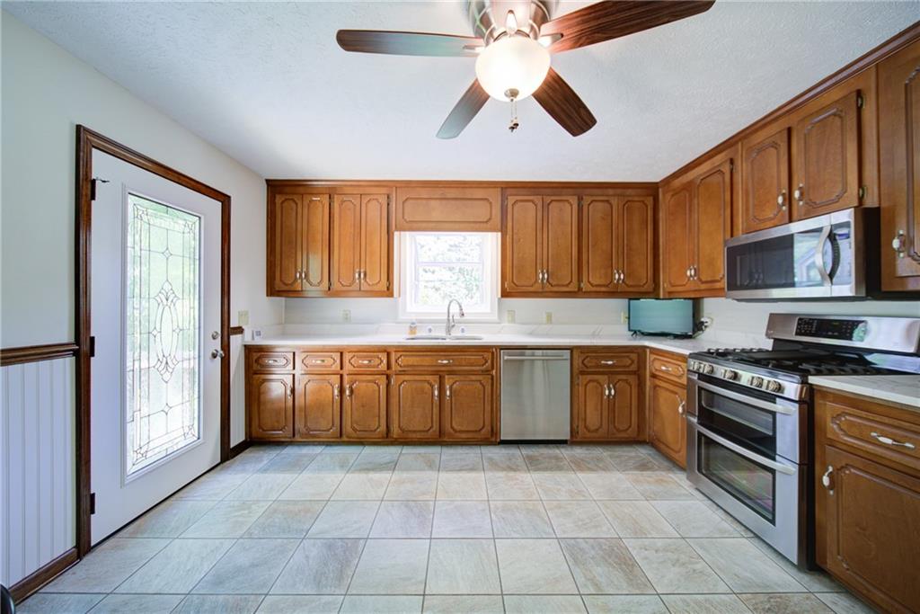 619 Stoney Creek Road, Woodstock, Georgia image 11