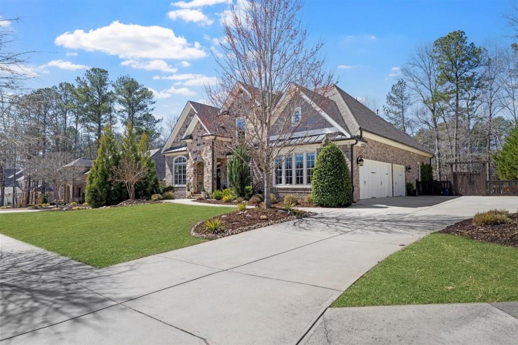 78 CUTHBERT LN NE