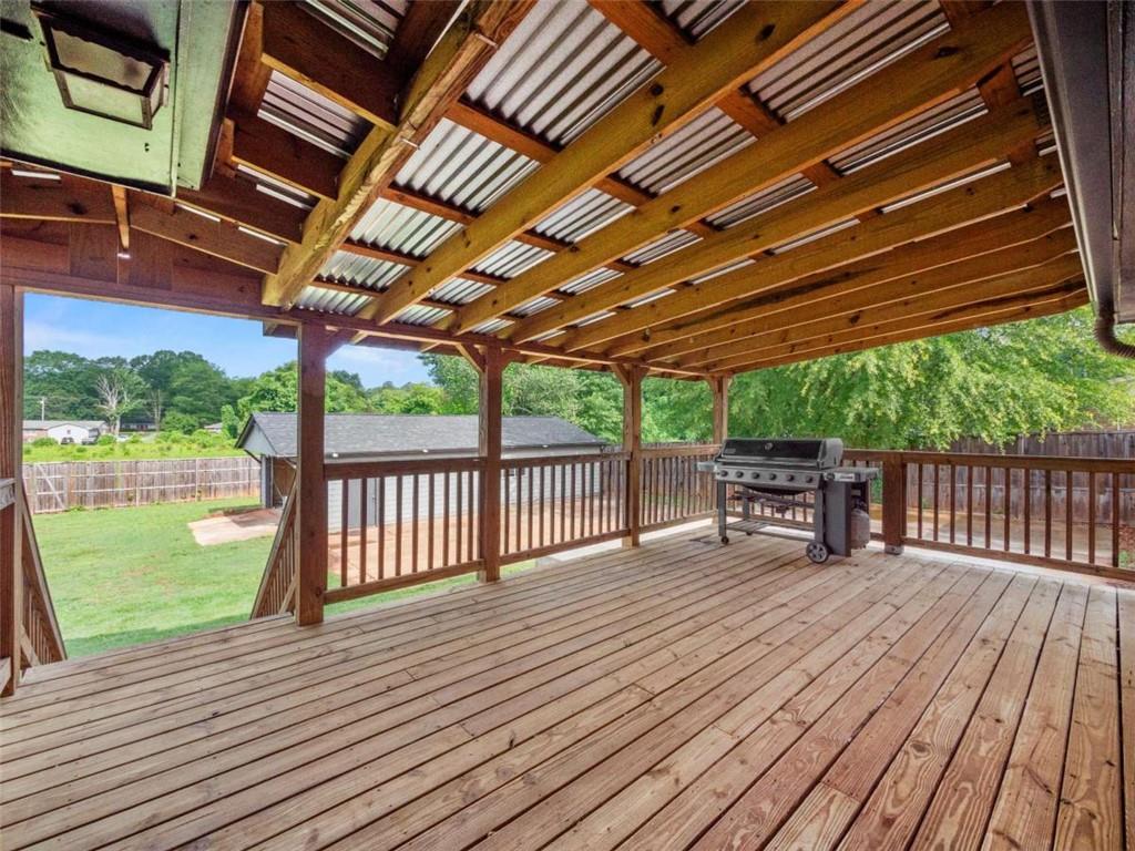 617 Lakeview Drive