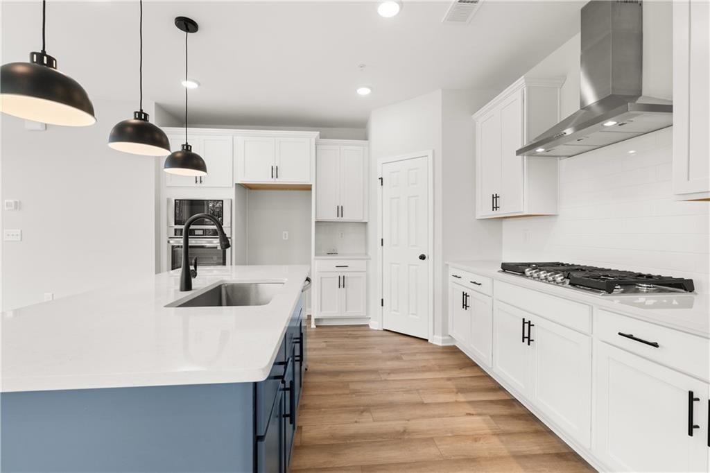 6210 Molo Lane 657