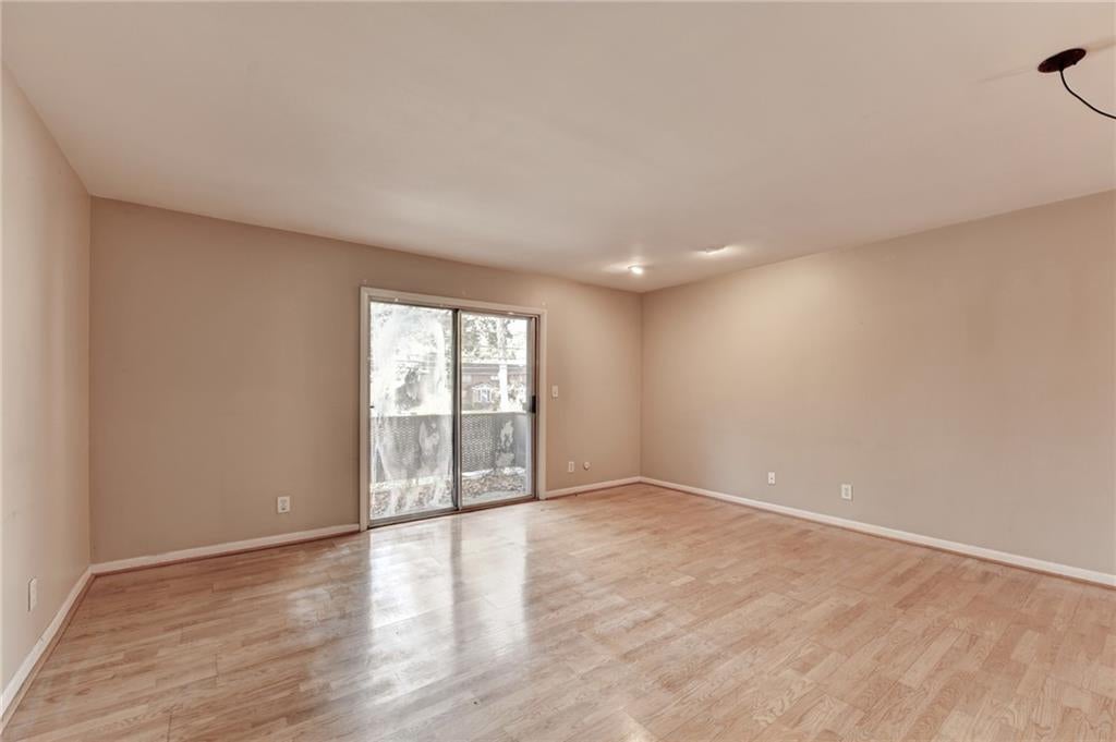 3501 Roswell Road NE 107