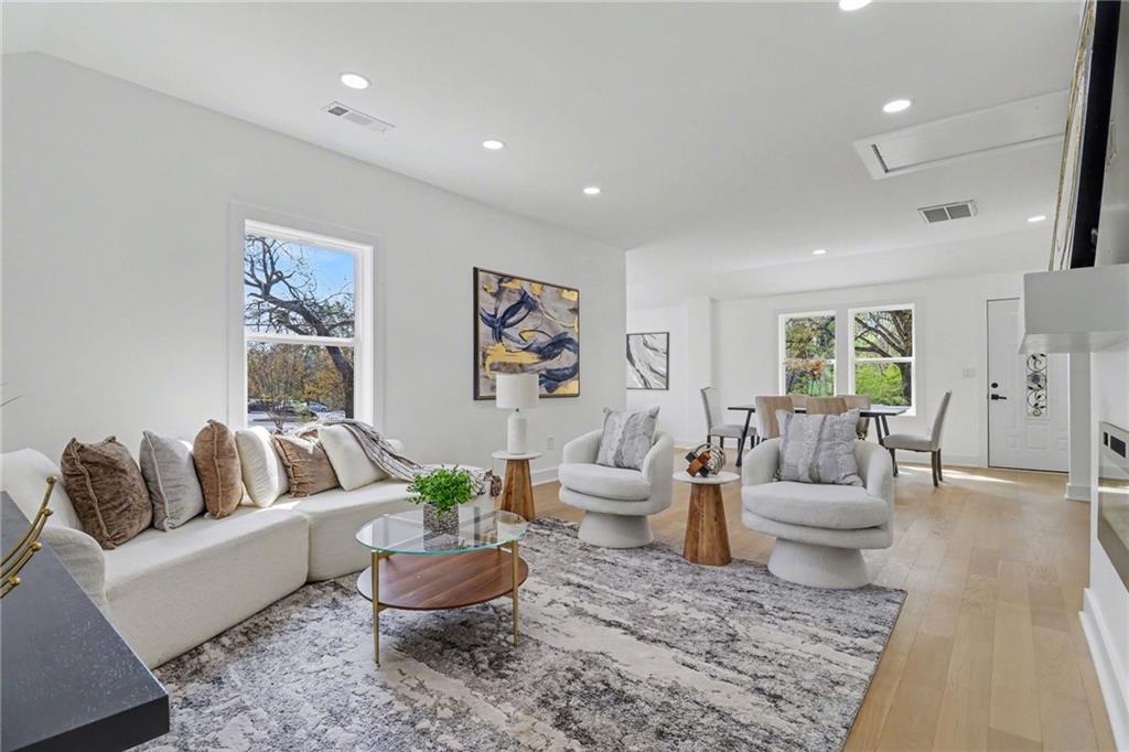 208 Watson Circle SE