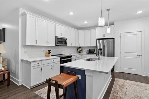 Condo For Sale - 3321 Orwell Way #3402<br/> Cumming, GA 30041