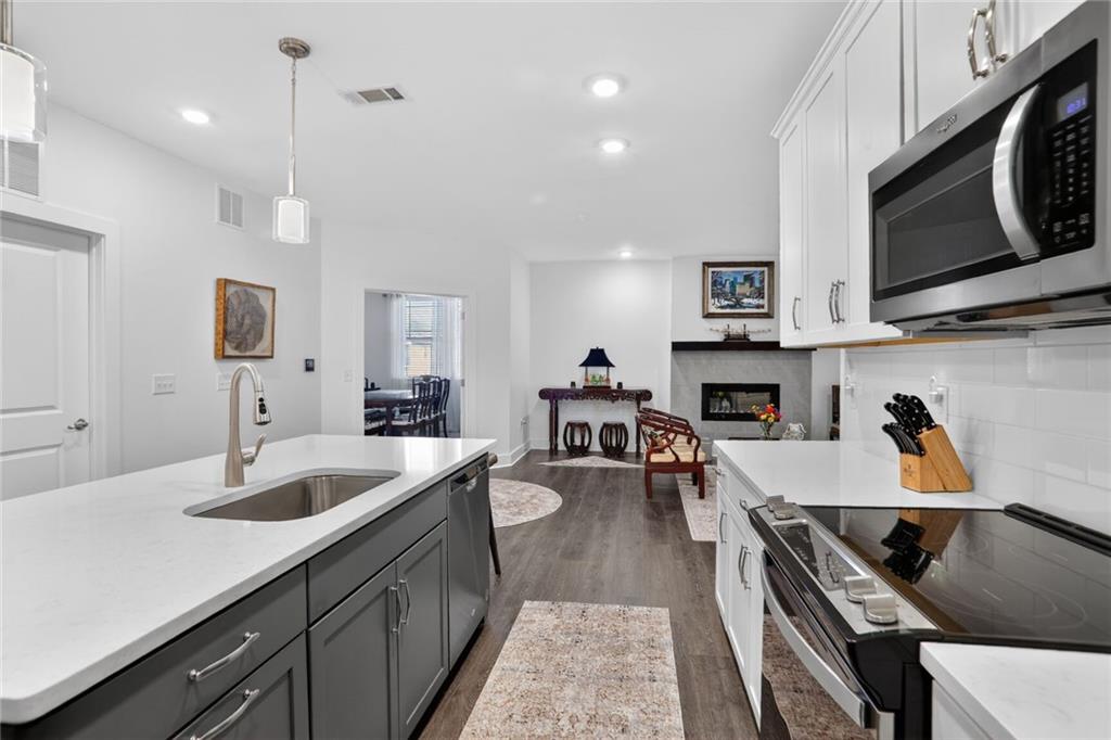 3321 Orwell Way 3402