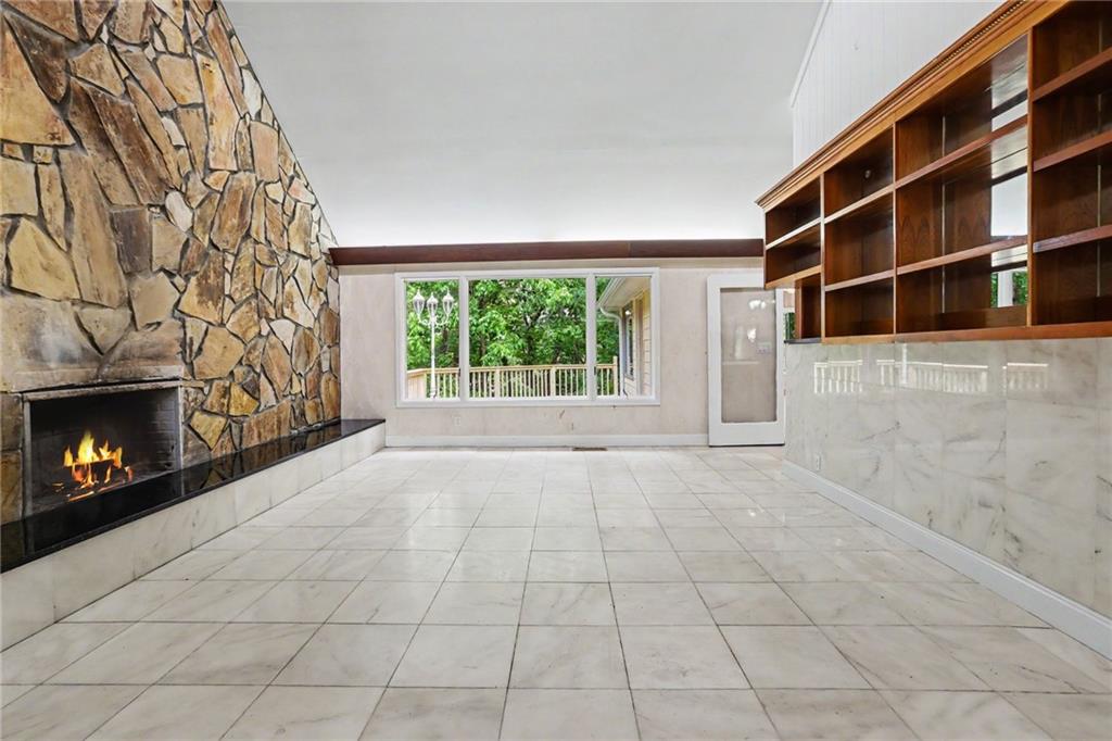 9270 Riverclub Parkway