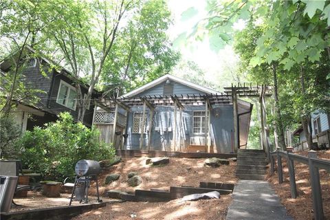 Photo of 758 Saint Charles Avenue NE, Atlanta, GA 30306 (MLS # 7596274)