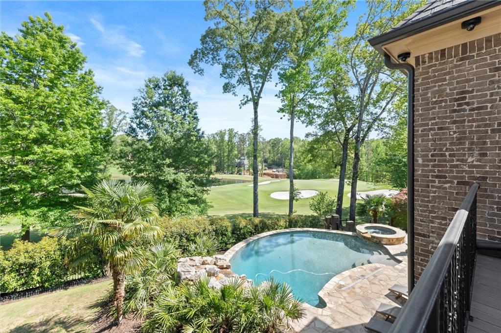 271 Pine Valley Drive SE