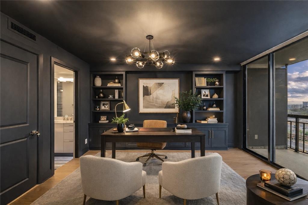 3481 Lakeside Drive NE P206