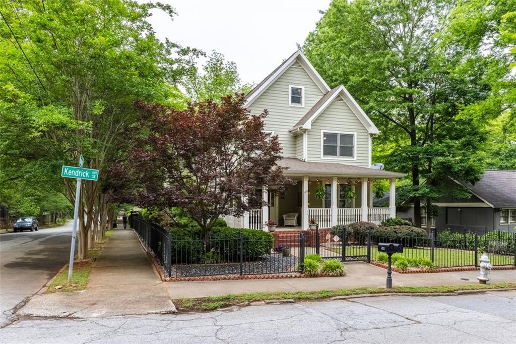 380 KENDRICK Avenue SE