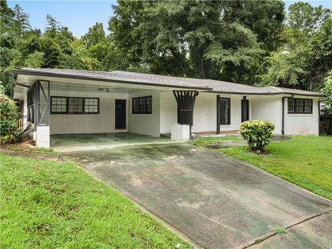 Multifamily For Rent - 1685 Dunwoody Place #TOP<br/> Atlanta, GA 30324