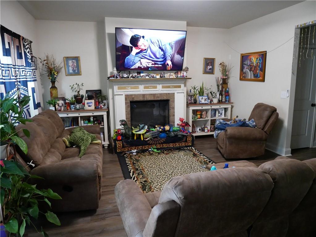 2126 Bridgewater Pass