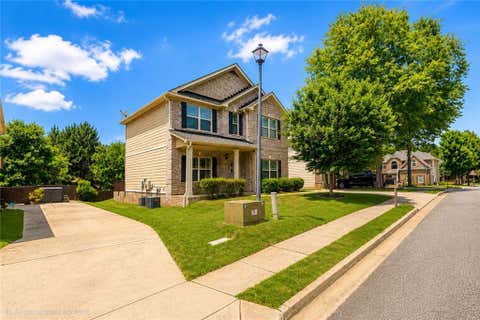 Homes For Sale - 14 Madrid Avenue<br/> Newnan, GA 30263