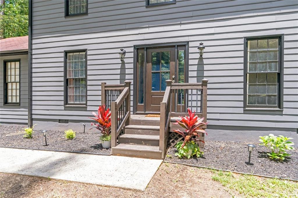 155 N FAYETTE Drive