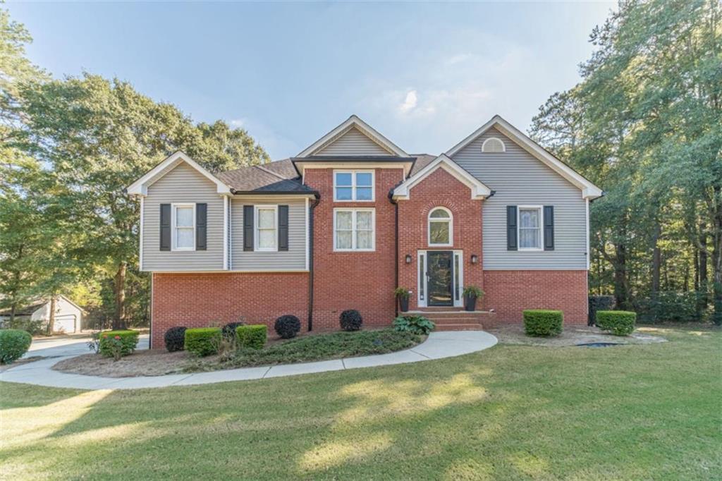 2095 Harfield Court