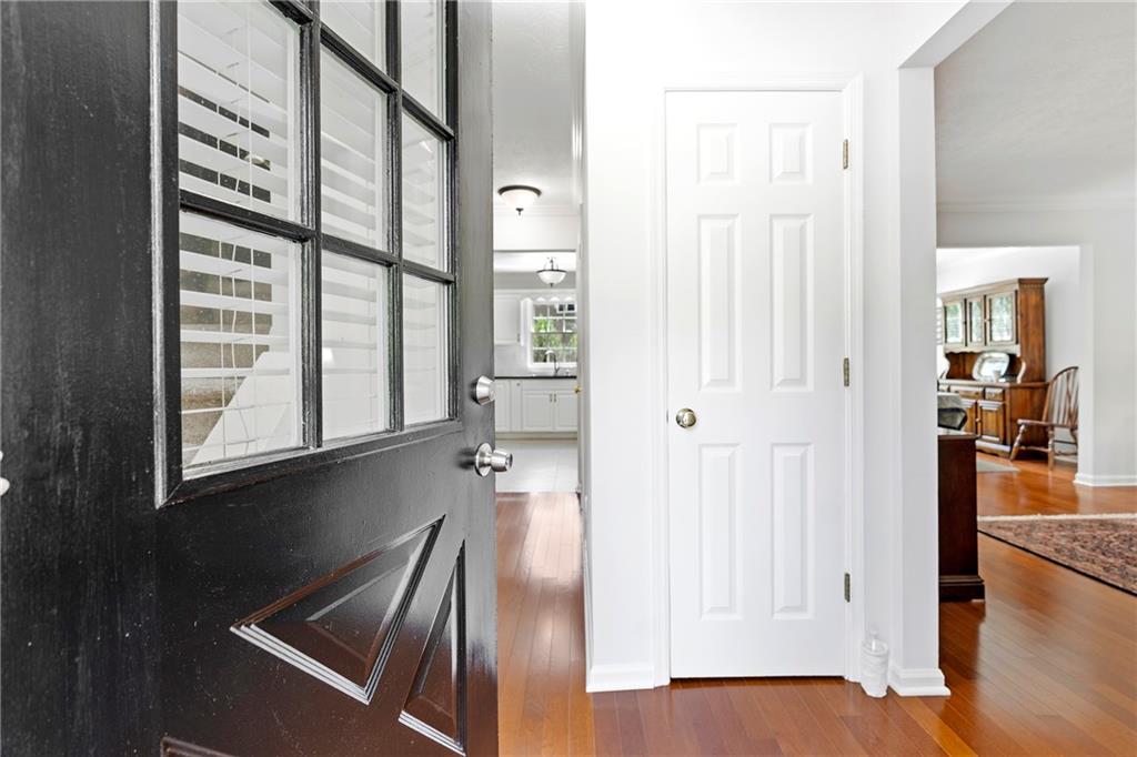 3001 Queens Court